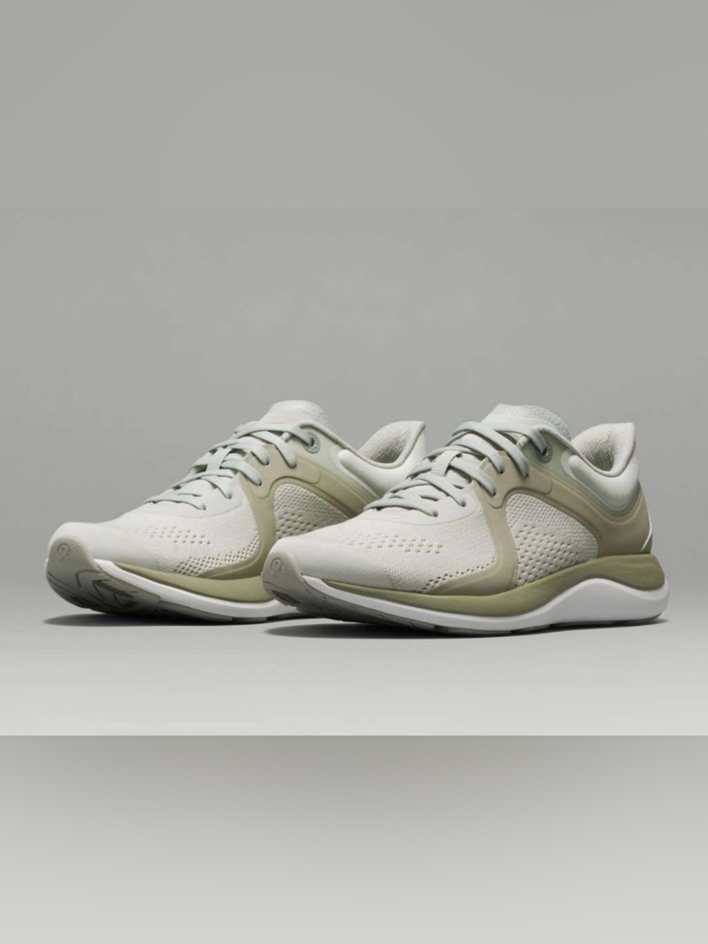 Lululemon Women’s Chargefeel Low Workout Sneakers Size 8.5